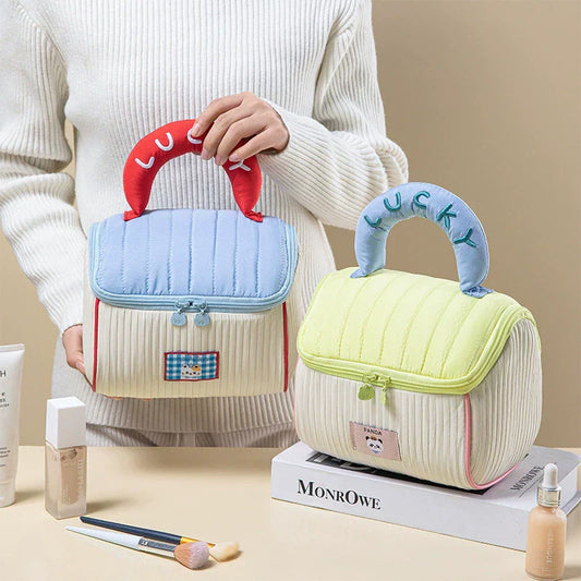 Portable Lucky Handle Makeup Storage Bag